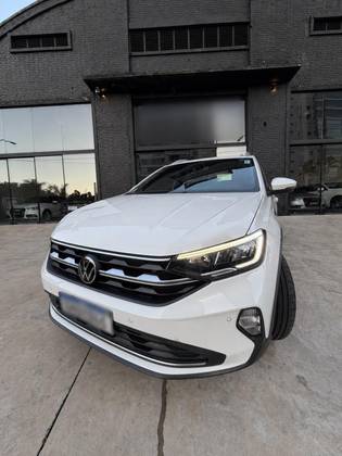 VOLKSWAGEN NIVUS 1.0 200 TSI TOTAL FLEX HIGHLINE AUTOMÁTICO VOLKSWAGEN NIVUS 1.0 200 TSI TOTAL FLEX HIGHLINE AUTOMÁTICO